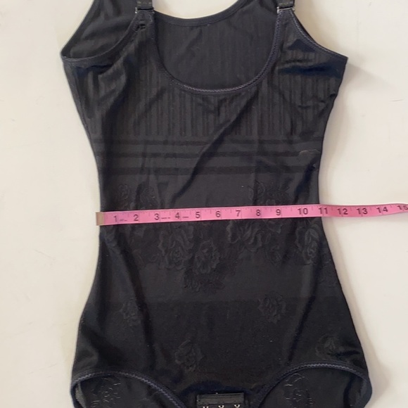 Black Lace spandex Bodysuit, Size XL - Picture 10 of 12